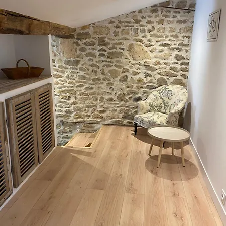 Le Domaine Du Petit Bois, L'etable Varzay