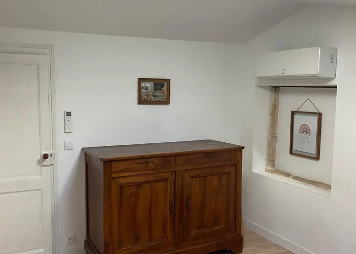 Le Domaine Du Petit Bois, L'etable Feriehus