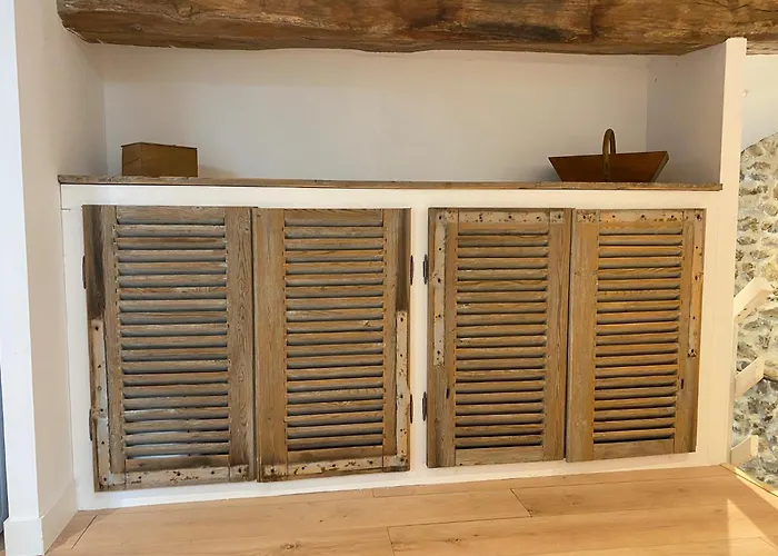 Feriehus Le Domaine Du Petit Bois, L'etable Varzay